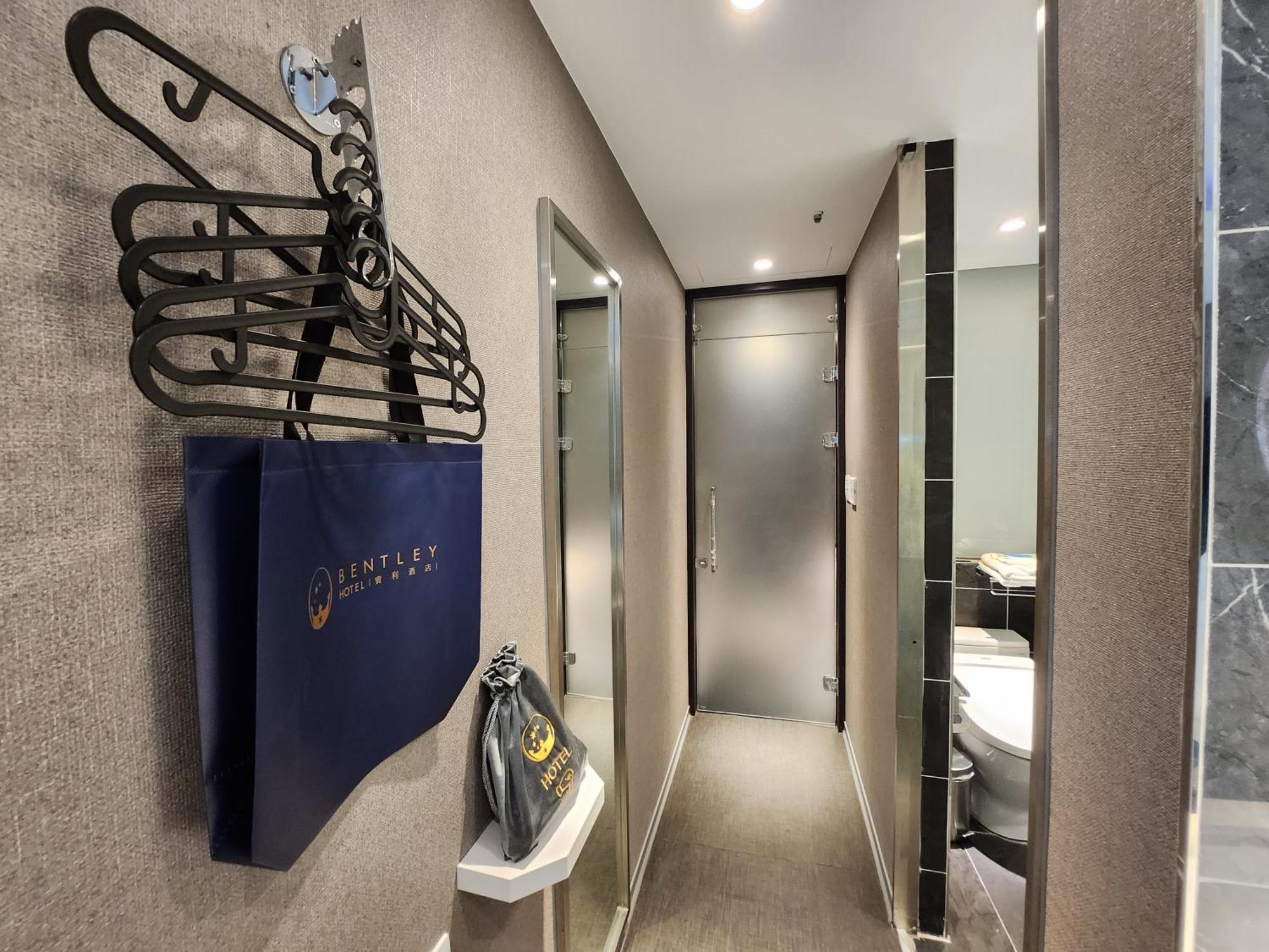 Bentley Hotel Zhongli Exteriör bild